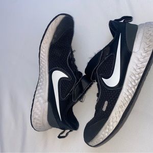 Black/White Revolution Nike Shoes size 12